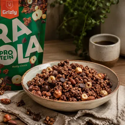 Granola s proteinem lískový oříšek a datlová čoko 6 x 450 g